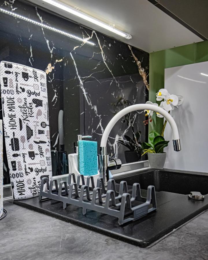 One Salonica Deluxe Apartment 1 ภายนอก รูปภาพ